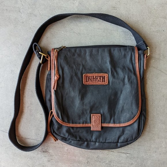 Duluth Trading Co Handbags - Duluth Trading Co Black Oil Cloth Sling Bag
